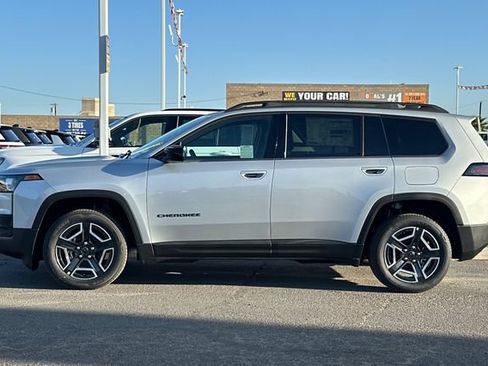 New 2026 Jeep Cherokee Laredo AWD/4WD image 6
