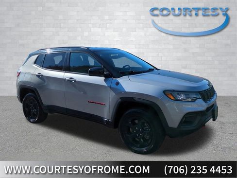 Used 2023 Jeep Compass Trailhawk image 1
