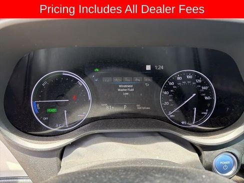 Used 2022 Toyota Sienna Platinum FWD image 1