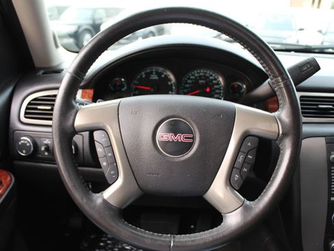 Used 2013 GMC Yukon SLT AWD/4WD image 19