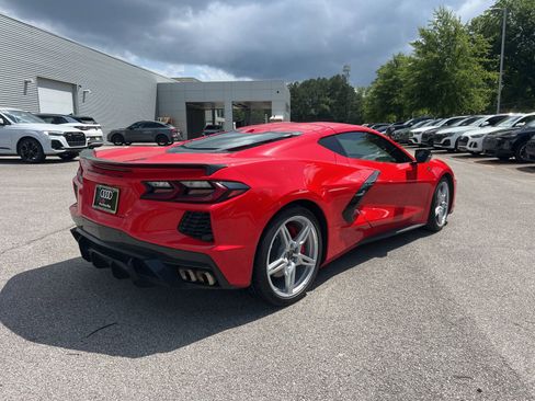 Used 2024 Chevrolet Corvette Stingray Preferred Cpe w/ Battery Protection Package RWD image 5
