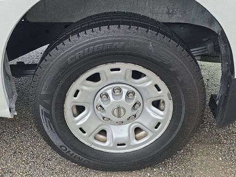 Used 2021 Nissan NV 2500 SV RWD image 17