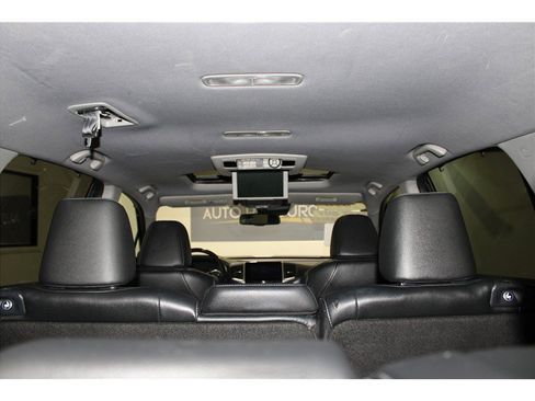 Used 2016 Honda Pilot Touring image 23