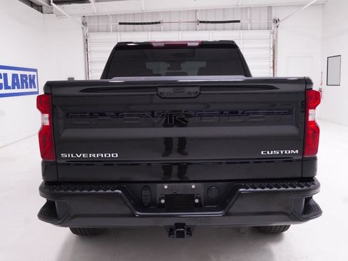 Used 2023 Chevrolet Silverado 1500 Custom RWD image 6