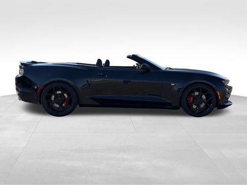 Used 2023 Chevrolet Camaro SS RWD image 7