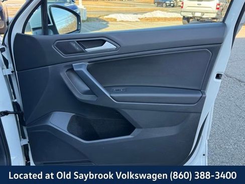 Used 2021 Volkswagen Tiguan SEL image 31
