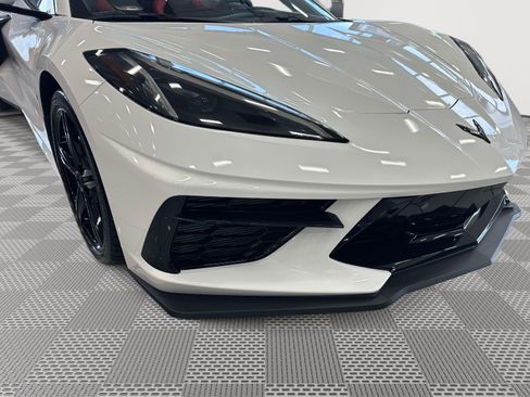 New 2026 Chevrolet Corvette Stingray Preferred Cpe w/ Z51 Performance Package RWD image 9