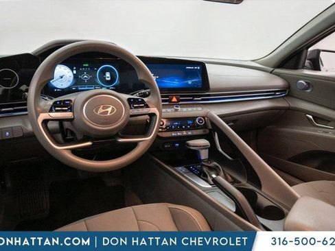 Used 2024 Hyundai Elantra SEL image 26