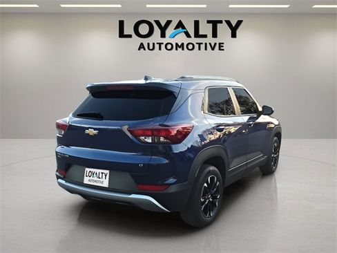 Used 2023 Chevrolet TrailBlazer LT w/ Convenience Package image 5