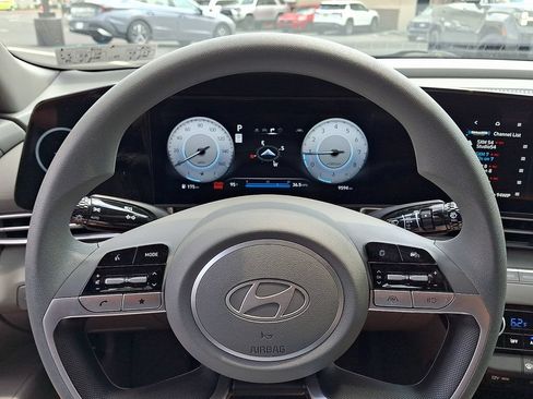Certified 2024 Hyundai Elantra SEL FWD image 20