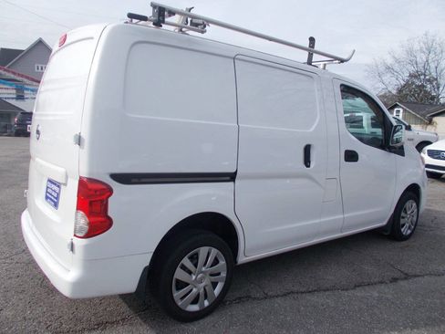 Used 2020 Nissan NV200 SV image 3