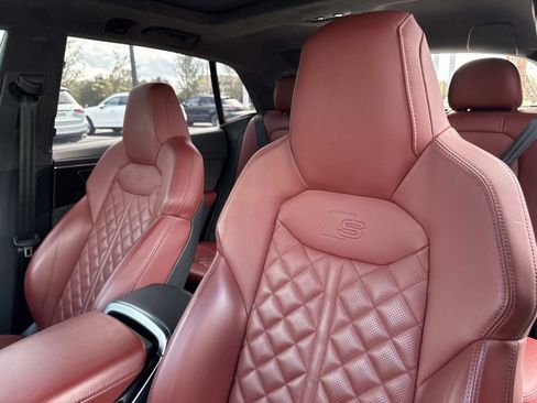 Used 2022 Audi SQ8 Prestige image 23