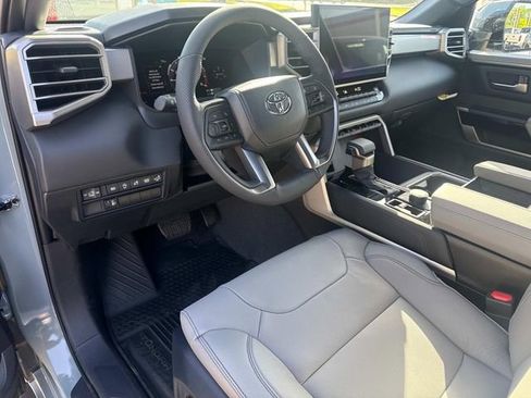 New 2026 Toyota Tundra Limited AWD/4WD image 19