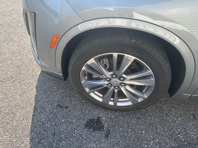 Used 2023 Cadillac XT6 Premium Luxury FWD image 10
