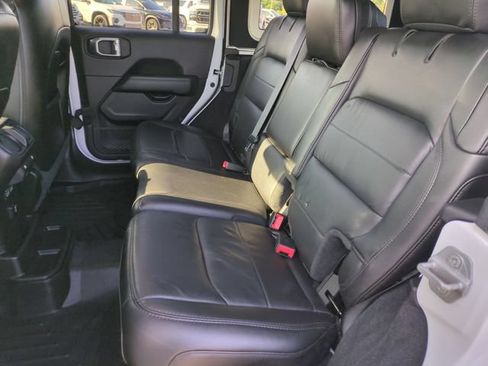 Used 2021 Jeep Wrangler Unlimited Sahara AWD/4WD image 29