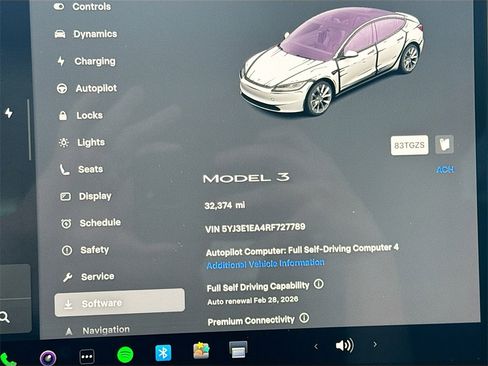 Used 2024 Tesla Model 3 Standard Range image 12