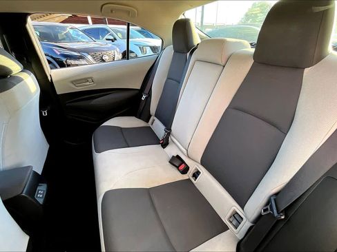 Used 2024 Toyota Corolla LE image 19