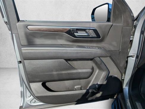 Used 2025 Chevrolet Tahoe Premier image 22