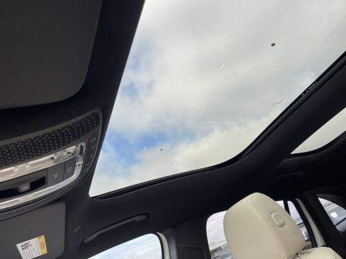 Certified 2025 Mercedes-Benz GLA 250 image 28