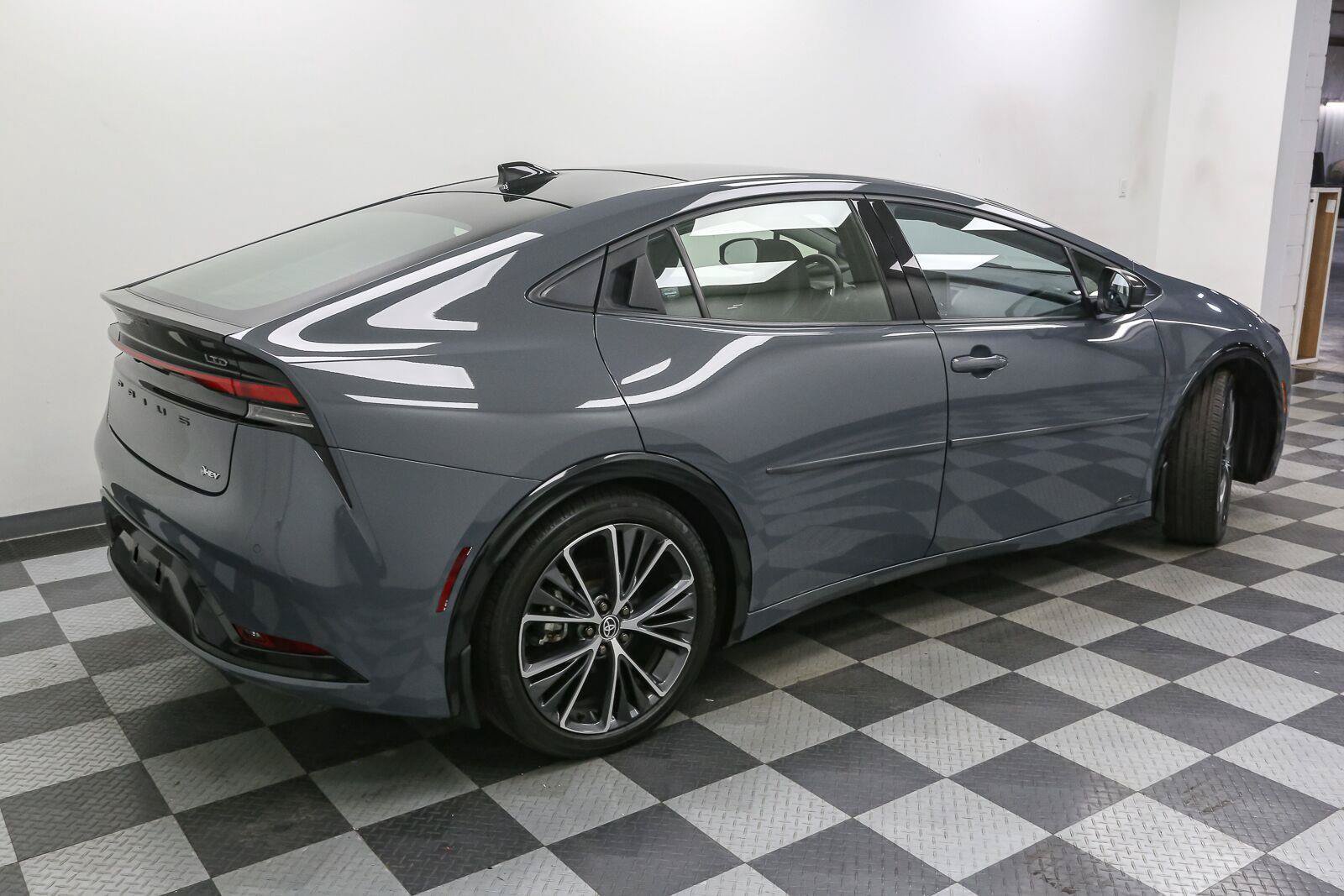 Used 2023 Toyota Prius Limited AWD/4WD image 8
