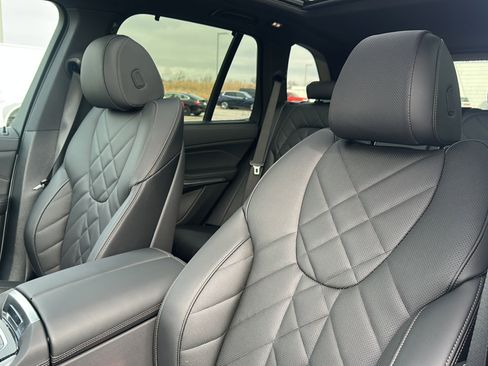 New 2026 BMW X5 xDrive40i w/ M Sport Package image 11