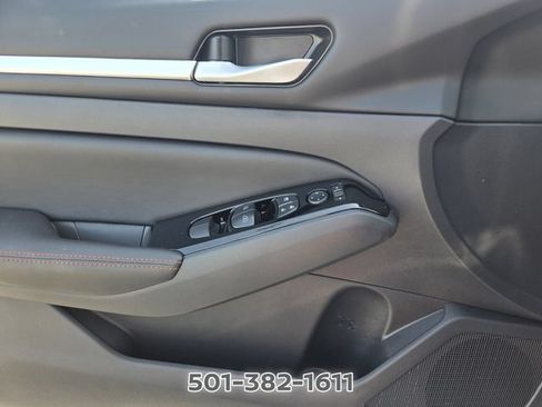 Certified 2025 Nissan Altima 2.5 SR FWD image 28