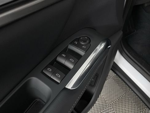 New 2026 Chevrolet Traverse LT image 81