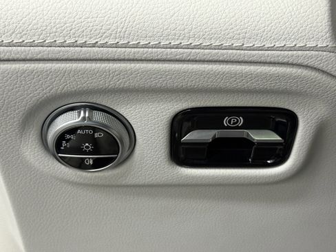 Certified 2023 Mercedes-Benz EQS 580 4MATIC SUV image 24