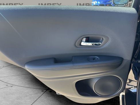 Used 2022 Honda HR-V LX image 23