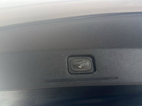 Used 2017 Ford Explorer Limited FWD image 10