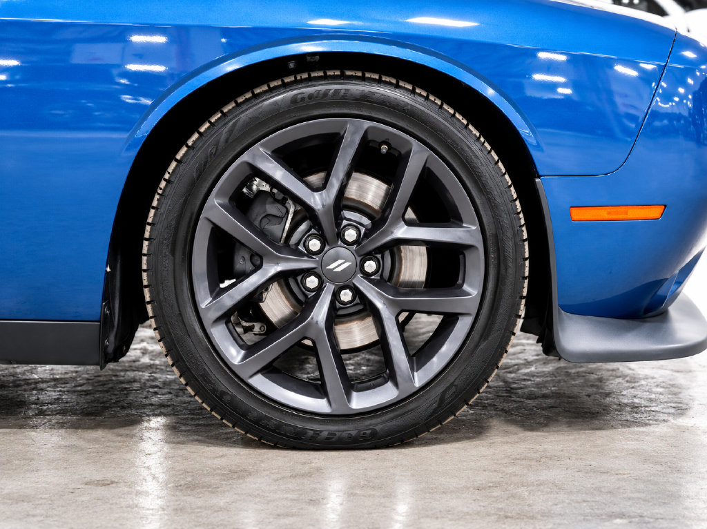 Used 2020 Dodge Challenger R/T w/ Blacktop Package RWD image 12