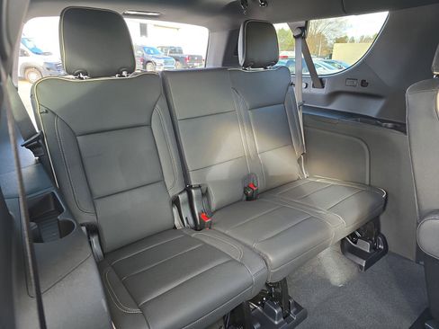 New 2026 GMC Yukon XL Elevation image 13