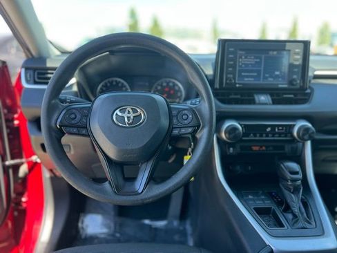 Used 2020 Toyota RAV4 LE w/ Carpet Mat Package FWD image 13