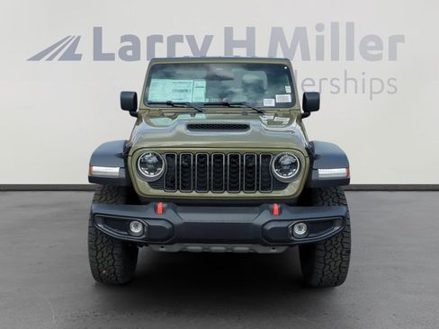 New 2026 Jeep Gladiator Mojave image 8