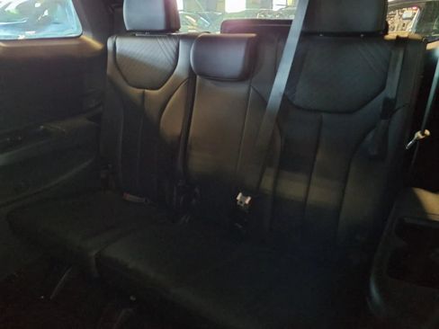 Used 2023 Hyundai Palisade SEL AWD/4WD image 15
