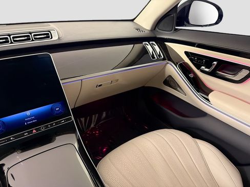 Used 2023 Mercedes-Benz S 500 4MATIC image 24