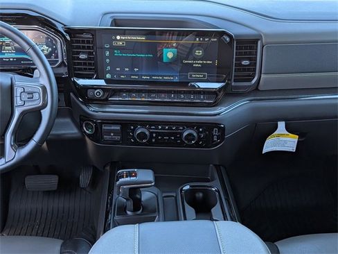 Used 2025 Chevrolet Silverado 1500 ZR2 w/ Technology Package image 22
