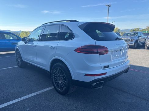 Used 2017 Porsche Cayenne image 5
