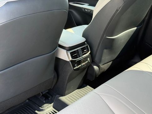 Certified 2024 Lexus RX 350 Premium Plus w/ Convenience Package FWD image 28