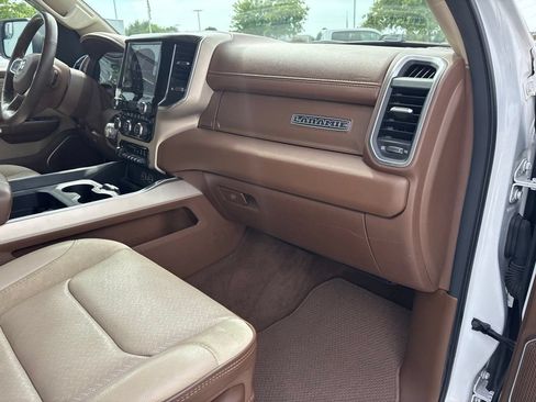 Used 2020 RAM 1500 Laramie AWD/4WD image 29