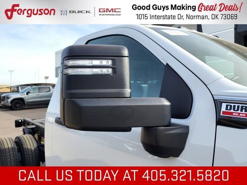 New 2026 GMC Sierra 3500 Pro AWD/4WD image 15