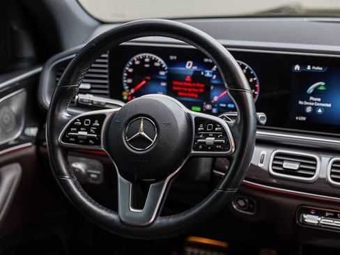 Used 2022 Mercedes-Benz GLS 450 4MATIC image 20