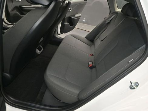 Used 2025 Kia K4 FWD image 13