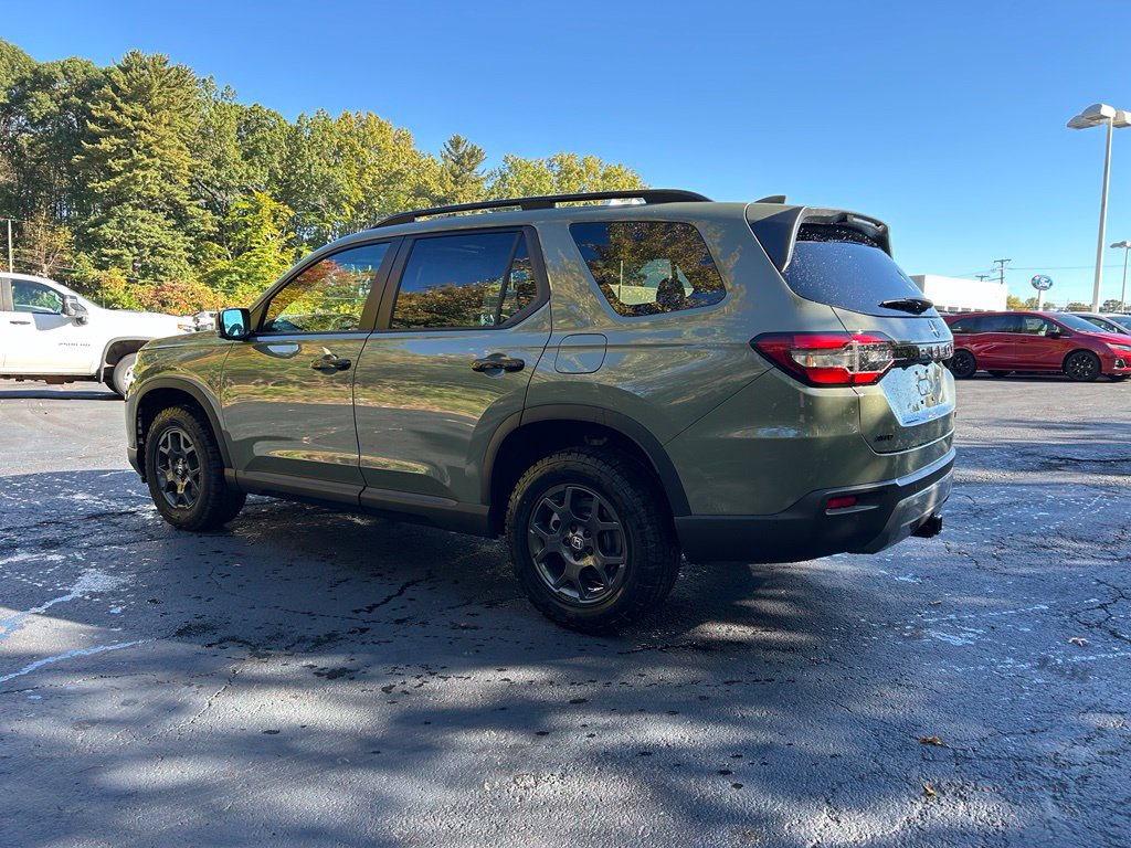 New 2026 Honda Pilot TrailSport image 6