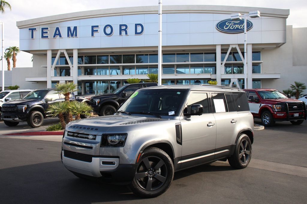 Used 2024 Land Rover Defender 110 S AWD/4WD image 2