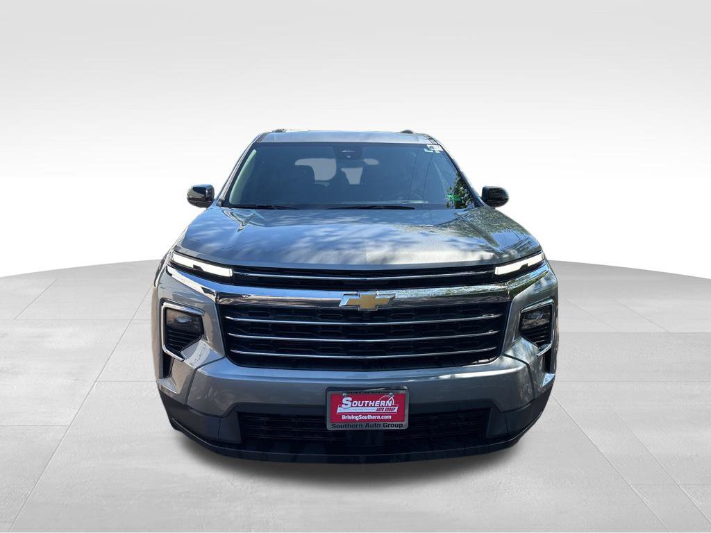 Used 2026 Chevrolet Traverse LT AWD/4WD image 8