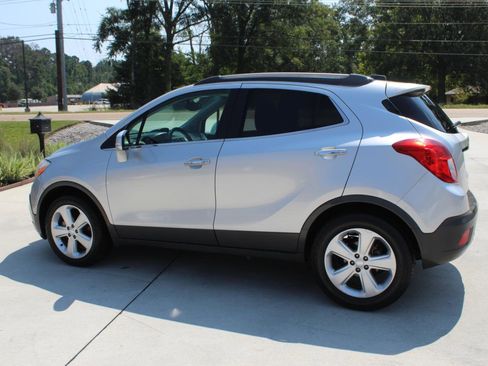 Used 2015 Buick Encore FWD image 23
