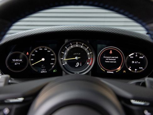 Certified 2022 Porsche 911 GT3 RWD image 13