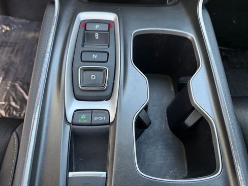 Used 2020 Honda Accord Sport image 28