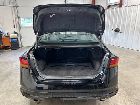 Used 2025 Nissan Altima 2.5 SR w/ SR Premium Package AWD/4WD image 20